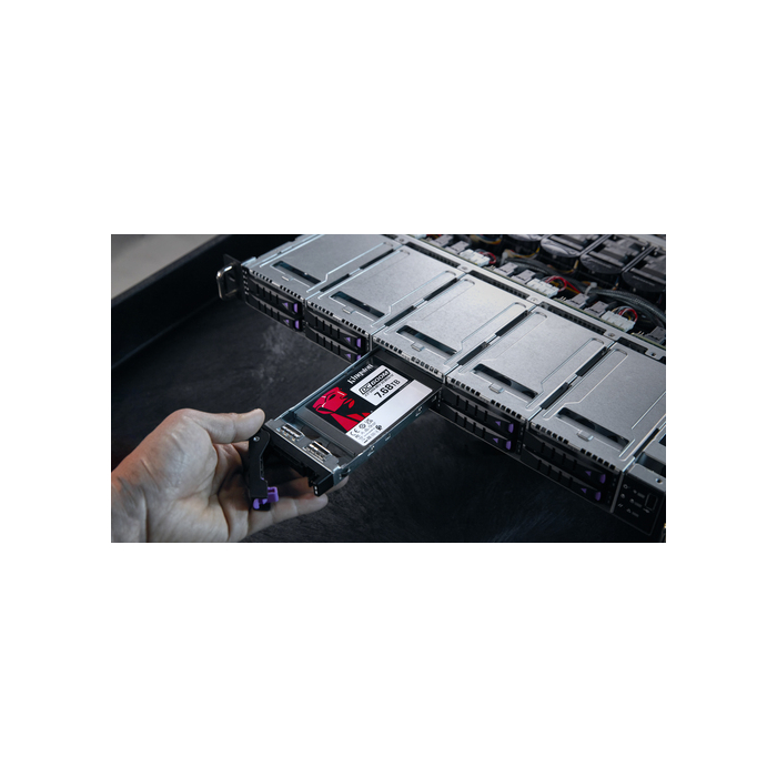 Kingston Technology SSD SATA Enterprise DC600M (usage mixte) 2,5” de 7 680 Go